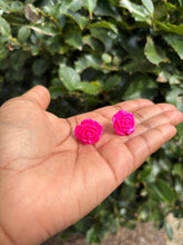 Load image into Gallery viewer, 🌸 Dark Pink Resin Flower Earrings – 1 Inch Width | Handmade Statement Studs 🌸
